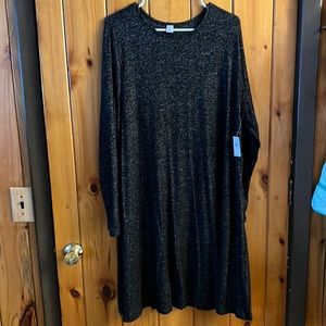 Brand-new, never worn. Old Navy, long sleeve, women’s swing dress. Size XXL. NWT